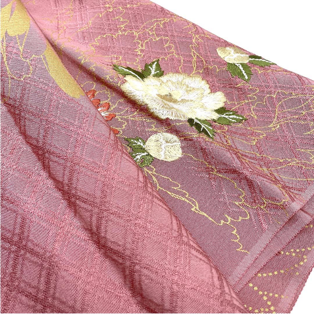 （新古品） 帯揚げ 正絹 フォーマル 薄紅梅色（うすこうばいいろ） 刺繍 花 新古品 長さ約162cm 幅約30cm Sランク ピンク系 1136000142913