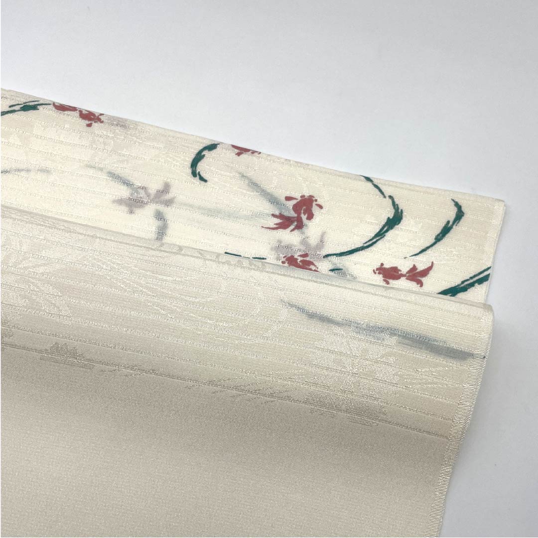 （新品）帯揚げ 正絹 セミフォーマル 乳白色（にゅうはくしょく） 夏物 金魚 古典柄 長さ約168cm 幅約27.5cm NEWランク 白系 1136000871911