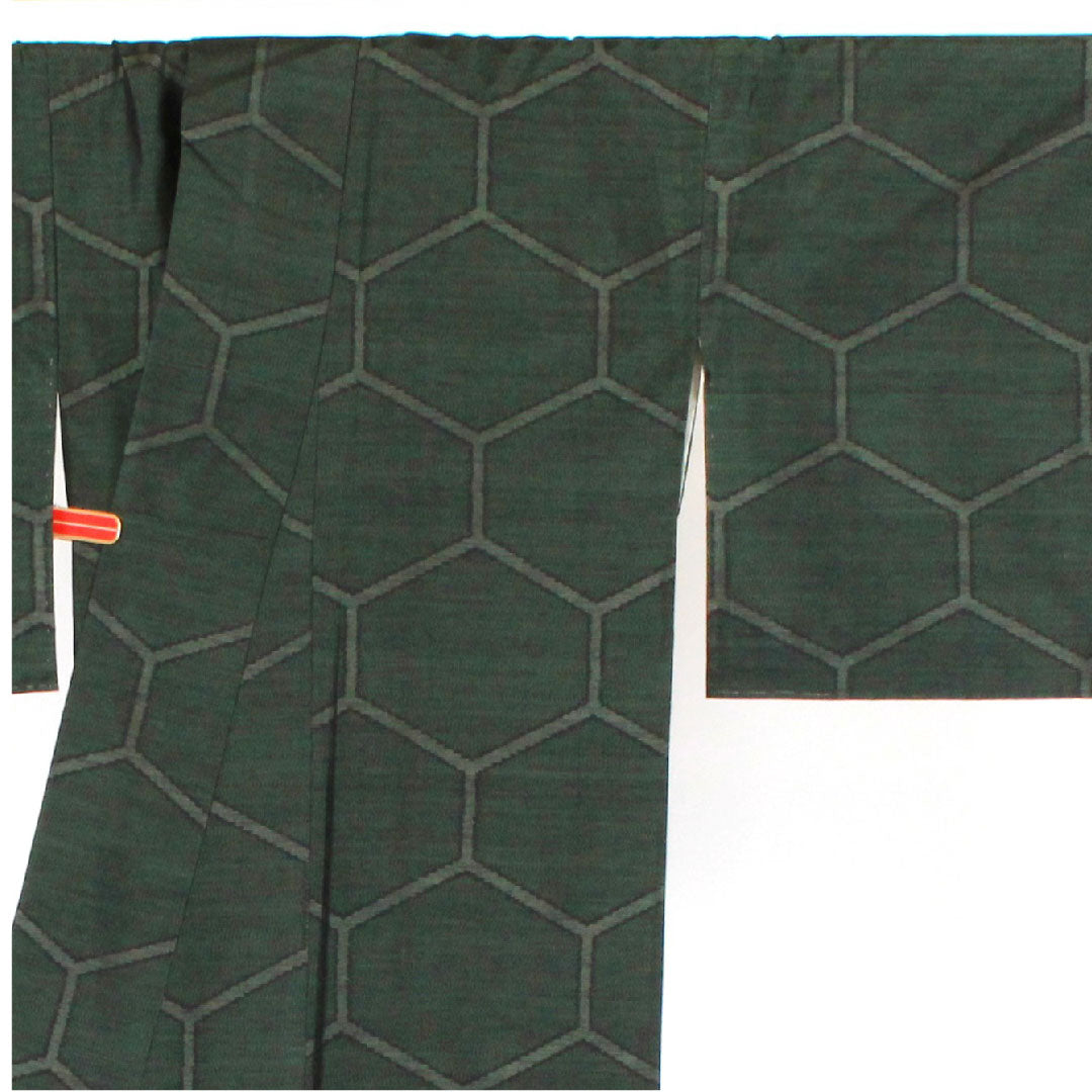 大島紬 身丈166cm 裄丈67cm 緯総絣 亀甲 正絹 Bランク 袷 緑系 1116001554519