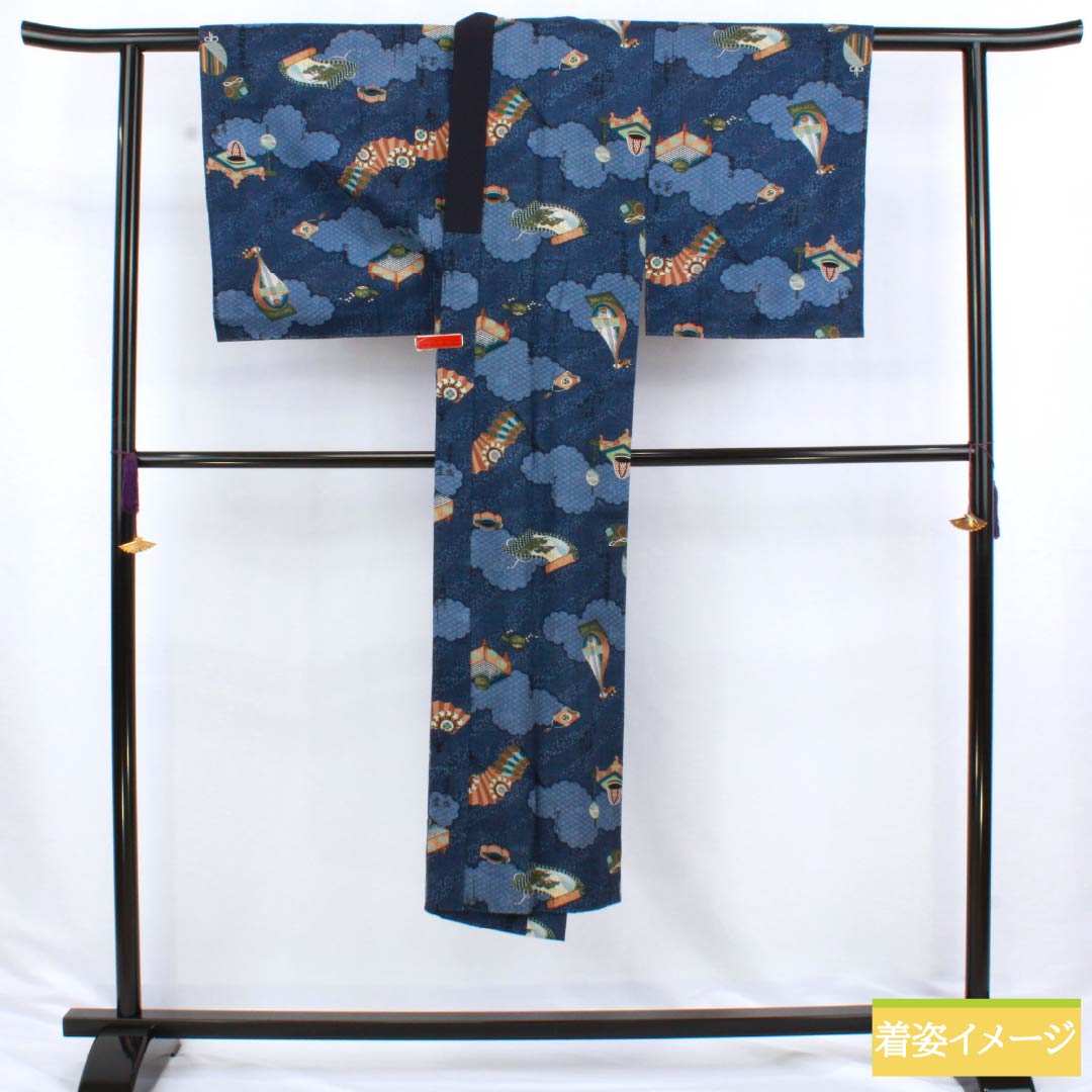 Men's wool nagajuban (long under-kimono), S-rank, length 135cm, sleeve length 65.5cm, navy blue with cloud pattern, folding fan, and biwa (Japanese lute) design. Blue-based design. Product code: 1140000672317