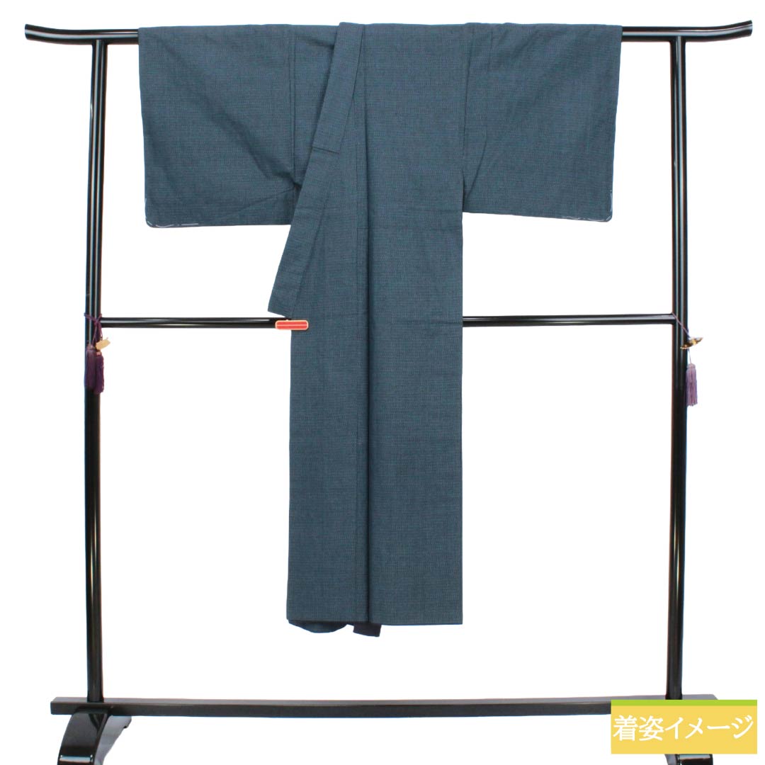 男物 正絹 Sランク 身丈136.5cm 裄丈67cm  鉄紺色（てつこんいろ） 紬地 格子 袷 紺系 1119001902318
