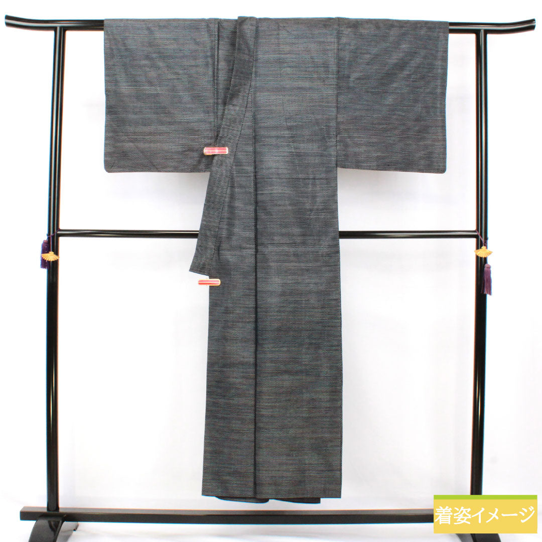 リサイクル着物】男物 正絹 Aランク 身丈147cm 裄丈68cm 大島紬 横双絣
