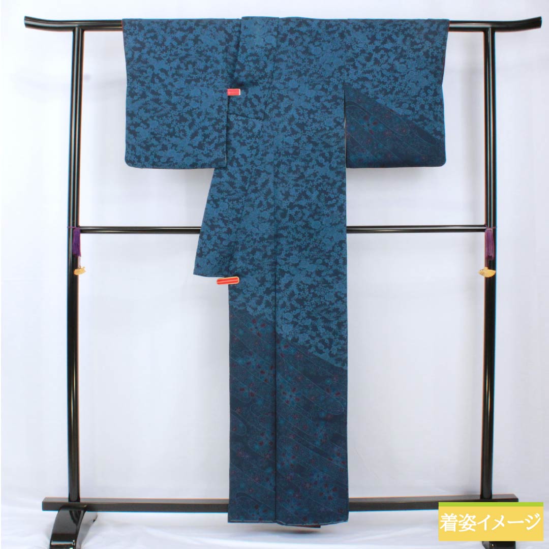Homongi (formal kimono) made of pure silk, length 159cm, sleeve length 62cm, lined, dark navy blue, stencil-dyed, all-flower pattern, A rank, navy blue, 1115005403318