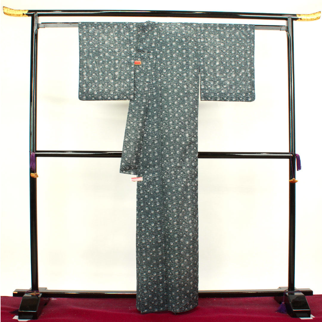 夏物 ポリエステル 小紋 身丈162.5cm 裄丈62.5cm 鉄鼠色（てつねずいろ） 抽象模様 洗える着物 絽 Sランク 黒系 1132000542410