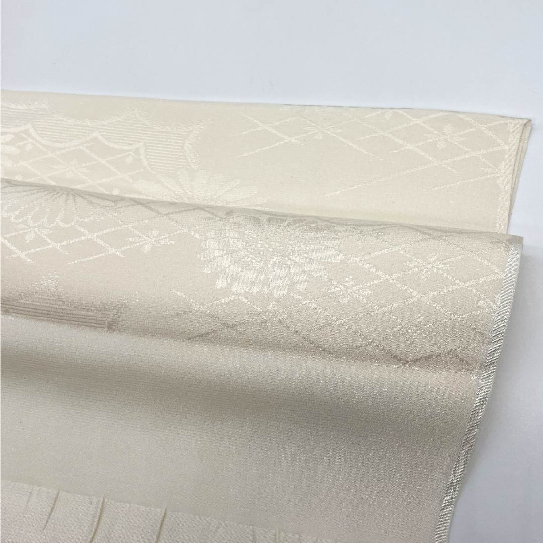 帯揚げ 正絹 Sランク セミフォーマル 乳白色（にゅうはくしょく） 菊 古典柄 長さ約160cm 幅約29cm 白系 1136002112911