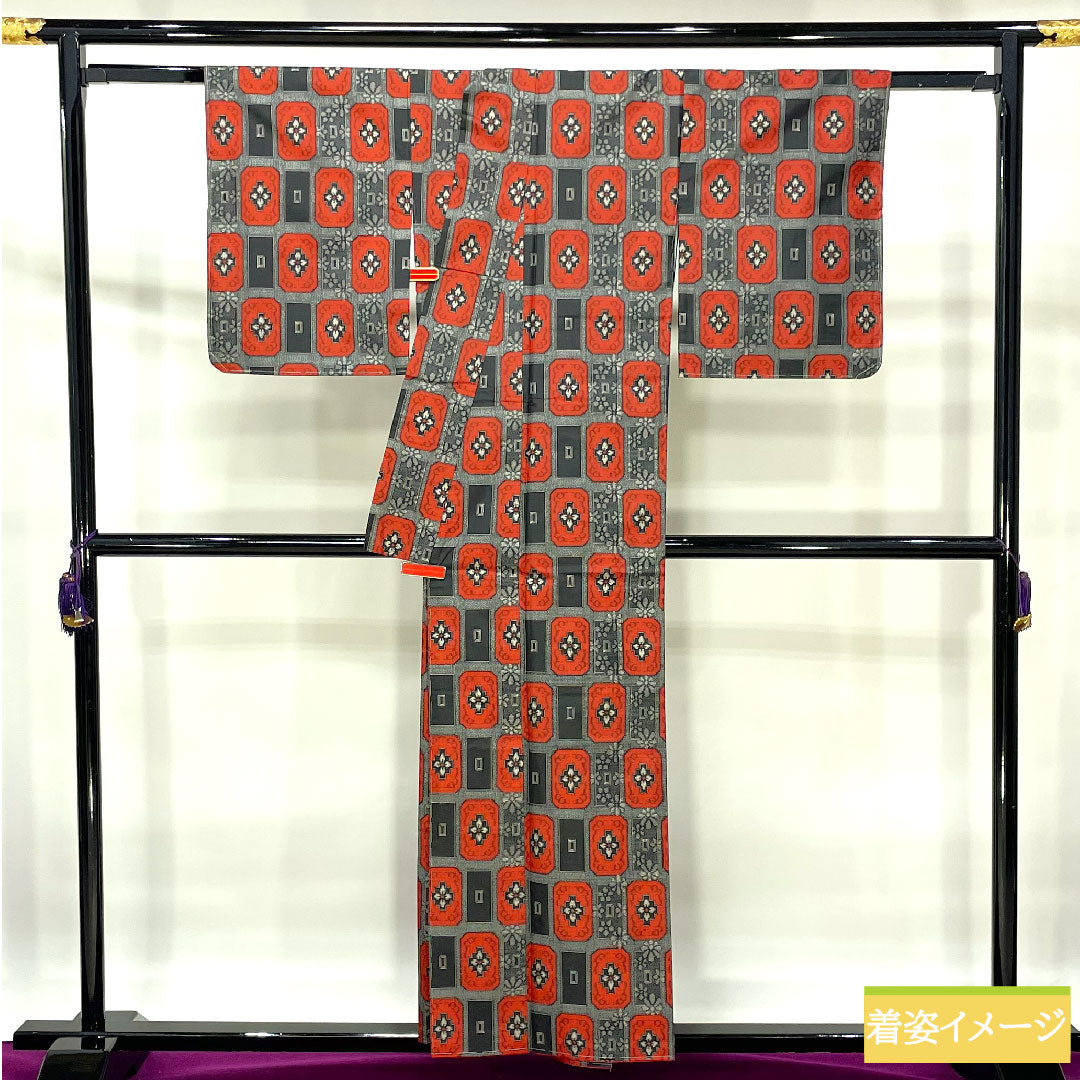 村山大島 正絹 身丈158.5cm 裄丈64.5cm  アンサンブル 抽象模様 しつけ糸付き 未使用品 Sランク 袷 黒系 1116003262310