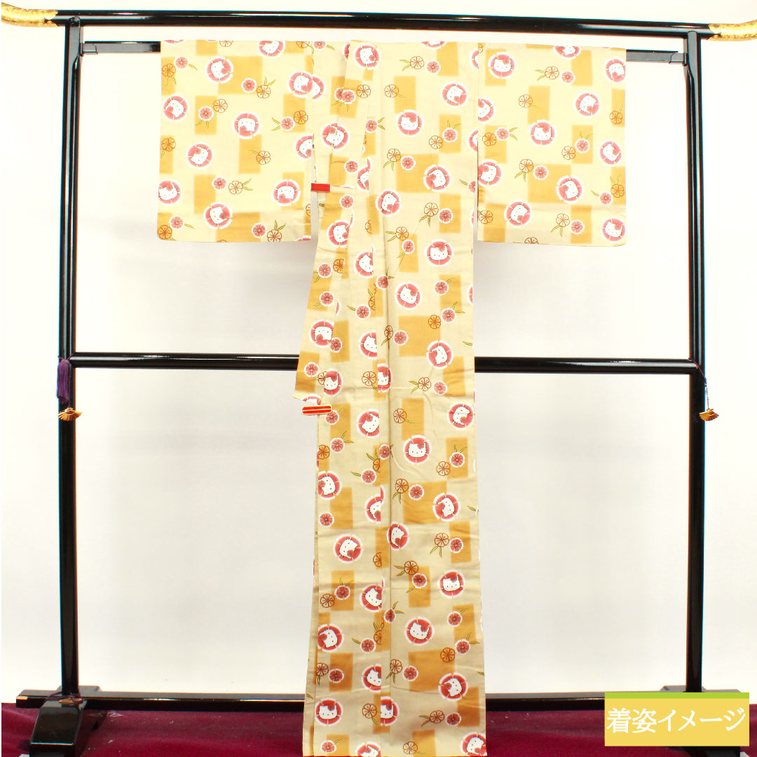 Yukata Cotton Length 167.5cm Sleeve length 68cm S rank Single layer Beige Sobakiri color Hello Kitty Nadeshiko 1118004832525