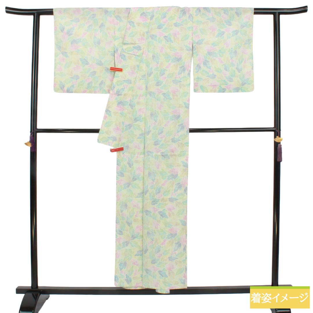夏物 ポリ70%・毛30% 小紋 Sランク 身丈151.5cm 裄丈64cm 薄緑色（うすみどりいろ） 草葉模様 紗 緑系 1132007142219