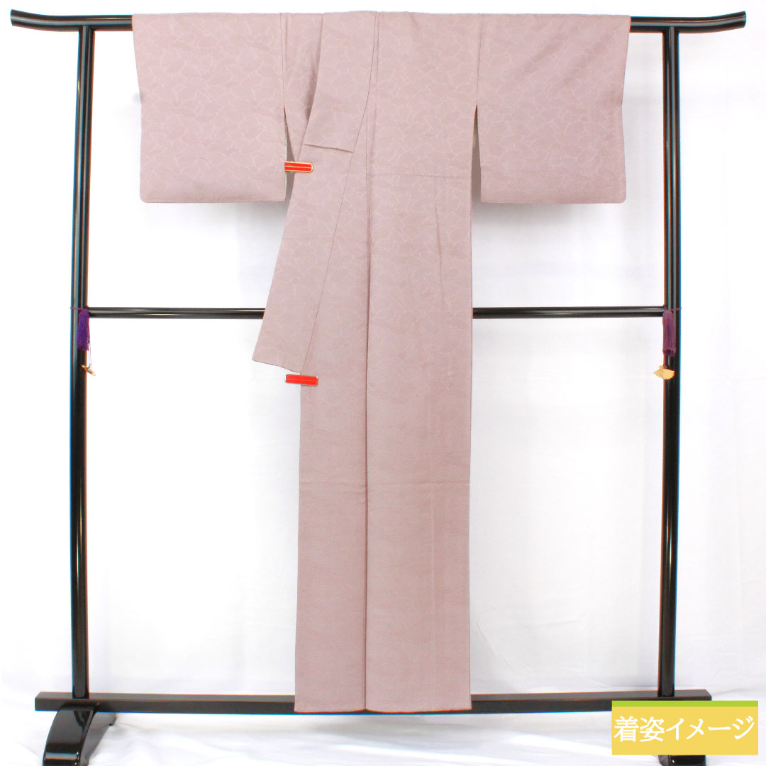 色無地 正絹 身丈154cm 裄丈66cm 桜鼠色（さくらねずいろ） 一つ紋 剣片喰 袷 Sランク 紫系 1114001842220