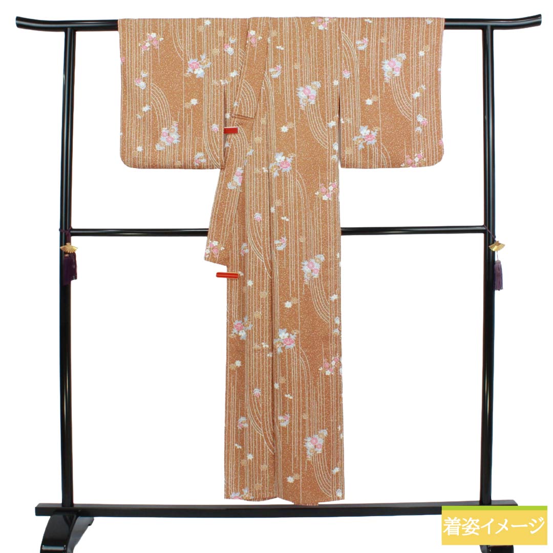 小紋 ポリエステル Sランク 身丈151cm 裄丈63cm 単衣 埴色（はにいろ） 洗える着物 縞 小花 茶系 1115008092214