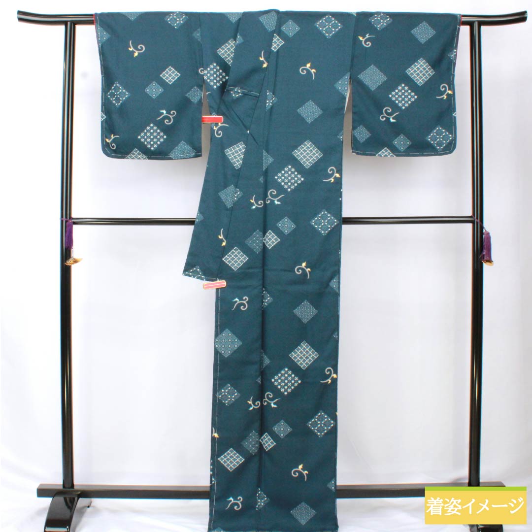 小紋 ポリエステル 身丈167.5cm 裄丈66cm 袷 深藍色（ふかあいいろ） 抽象模様 洗える着物 しつけ糸付き Sランク 紺系 1115006012518