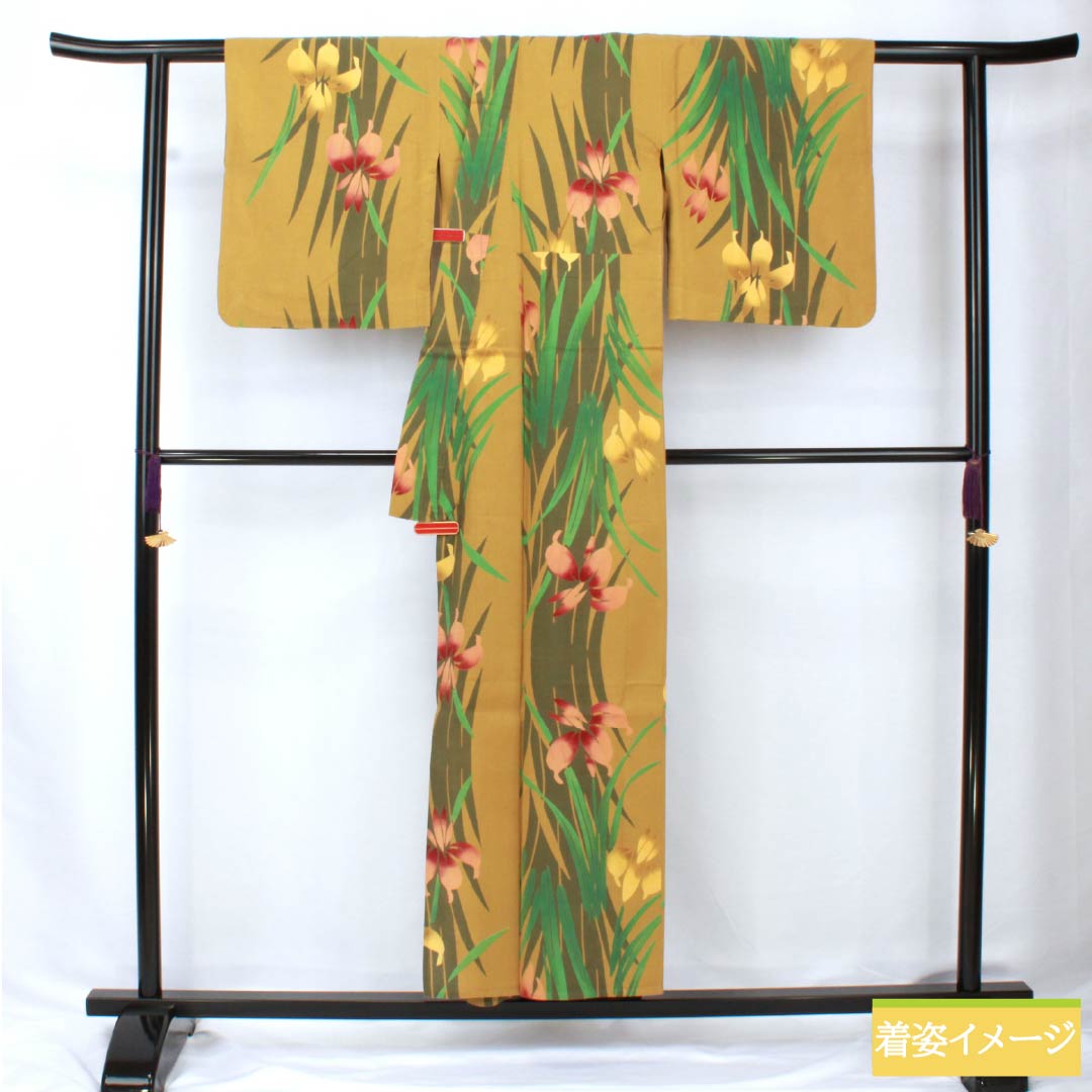 浴衣 木綿 身丈153.5cm 裄丈67cm Aランク 単衣 黄系 木蘭色（もくらんじき） 菖蒲 1118005803223