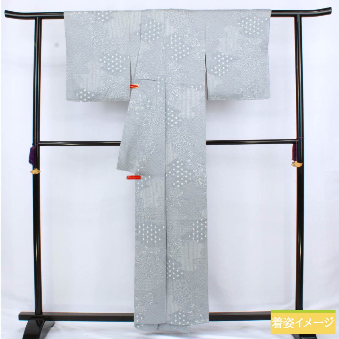 Komon (small pattern) kimono, pure silk, length 156cm, sleeve length 62cm, lined, light dull color (usunibiiro), stencil dyeing, shibori (shibori) and cloud pattern, classic pattern, S rank, gray, product number 1115006182322