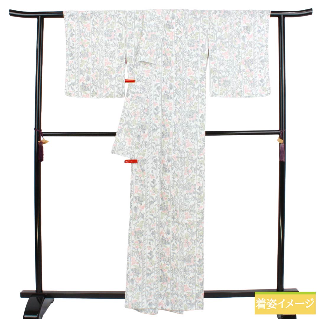 小紋 ポリエステル Sランク 身丈162cm 裄丈66cm 単衣 洗える着物 更紗模様 白系 1115008142411