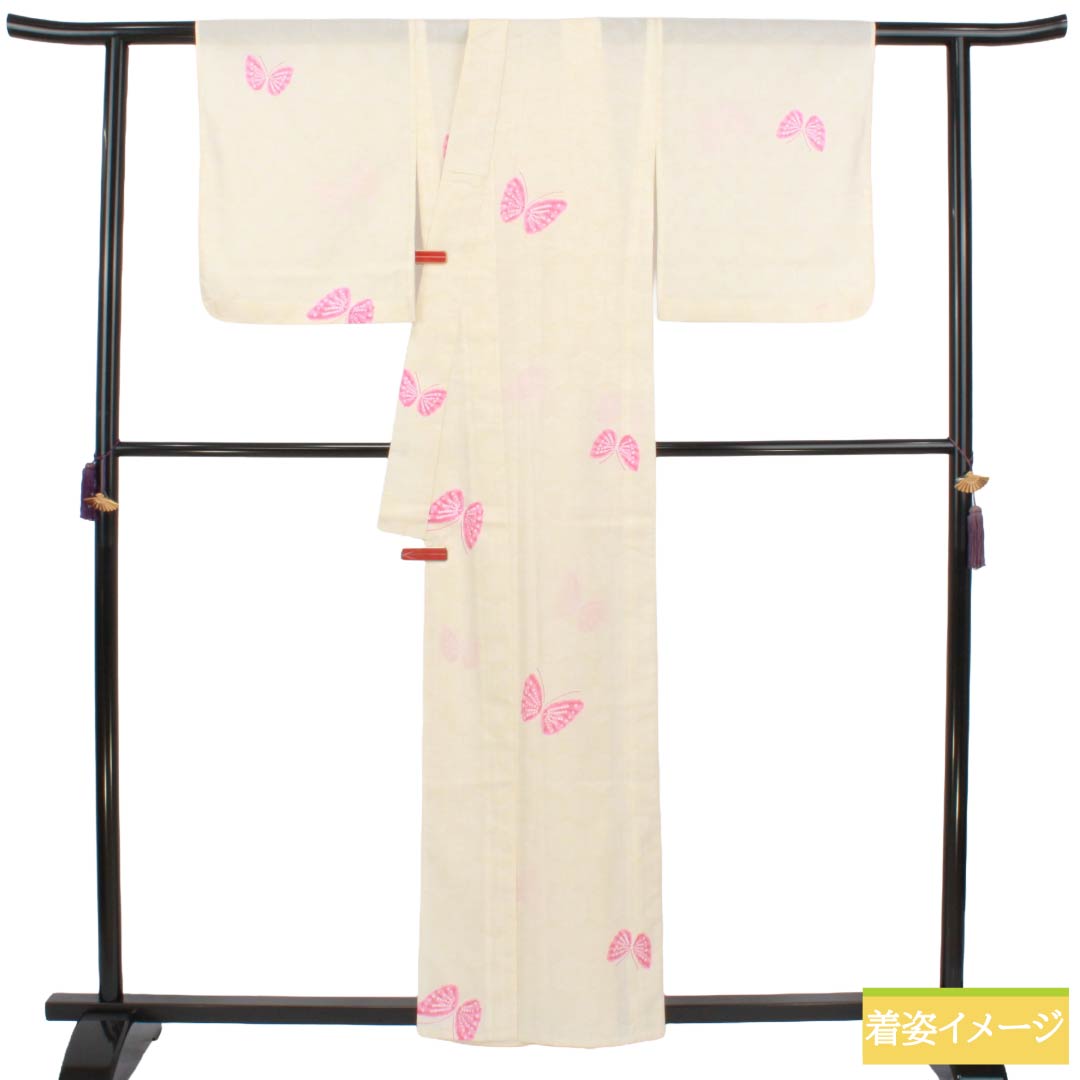夏物 ポリエステル 小紋 Aランク 身丈158.5cm 裄丈66cm 乳白色（にゅうはくしょく） 蝶 亀甲 絽 クリーム系 1132004543315