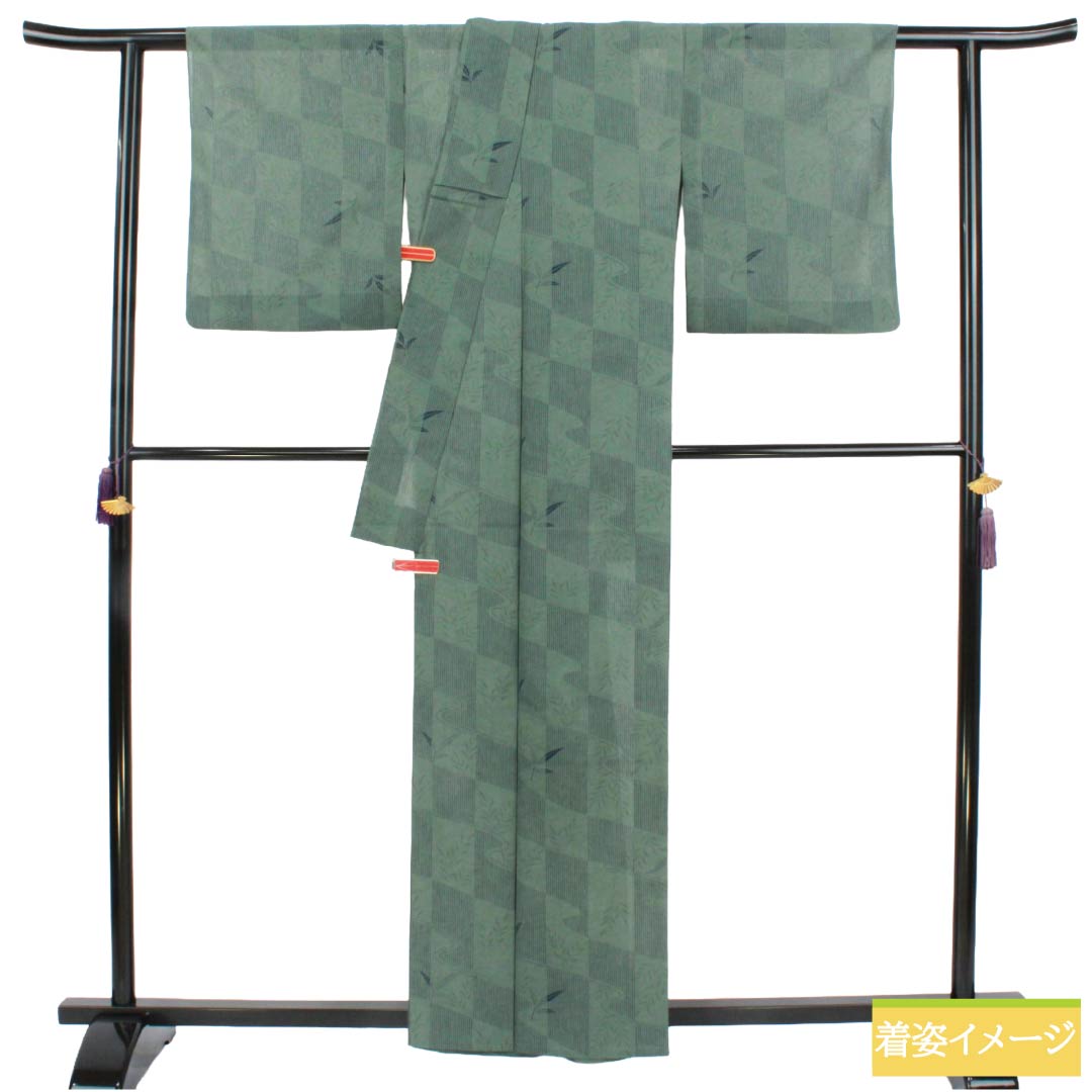 夏物 ポリエステル 紬 Aランク 身丈160cm 裄丈66cm 錆青磁色（さびせいじいろ） 洗える着物 変り市松 流水 紗 緑系 1132006133419