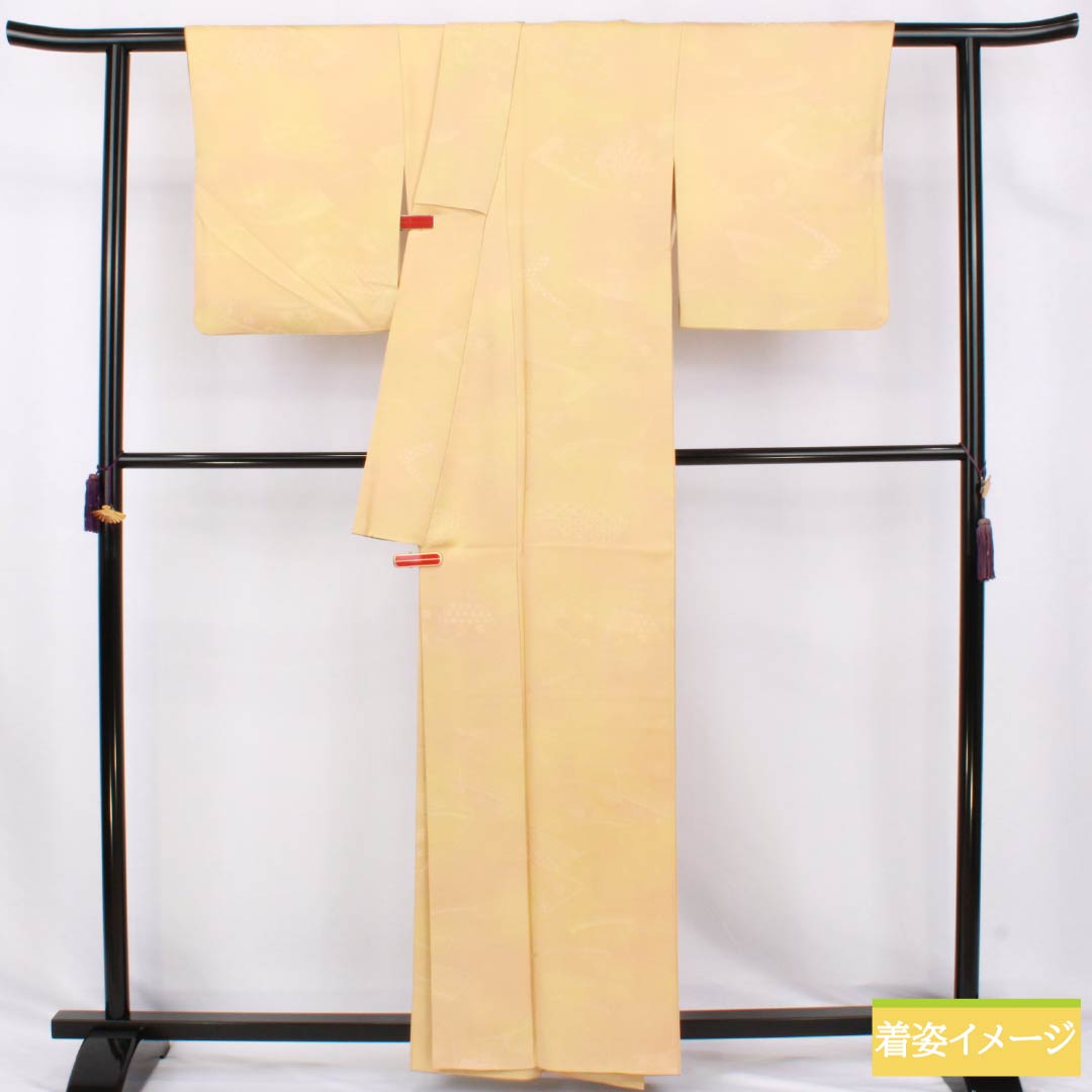 色無地 正絹 Aランク 身丈160cm 裄丈64.5cm 薄柑子色（うすこうじいろ） 密陀僧色（みつだそういろ） ぼかし染め 扇面 袷 橙系 1114002663426