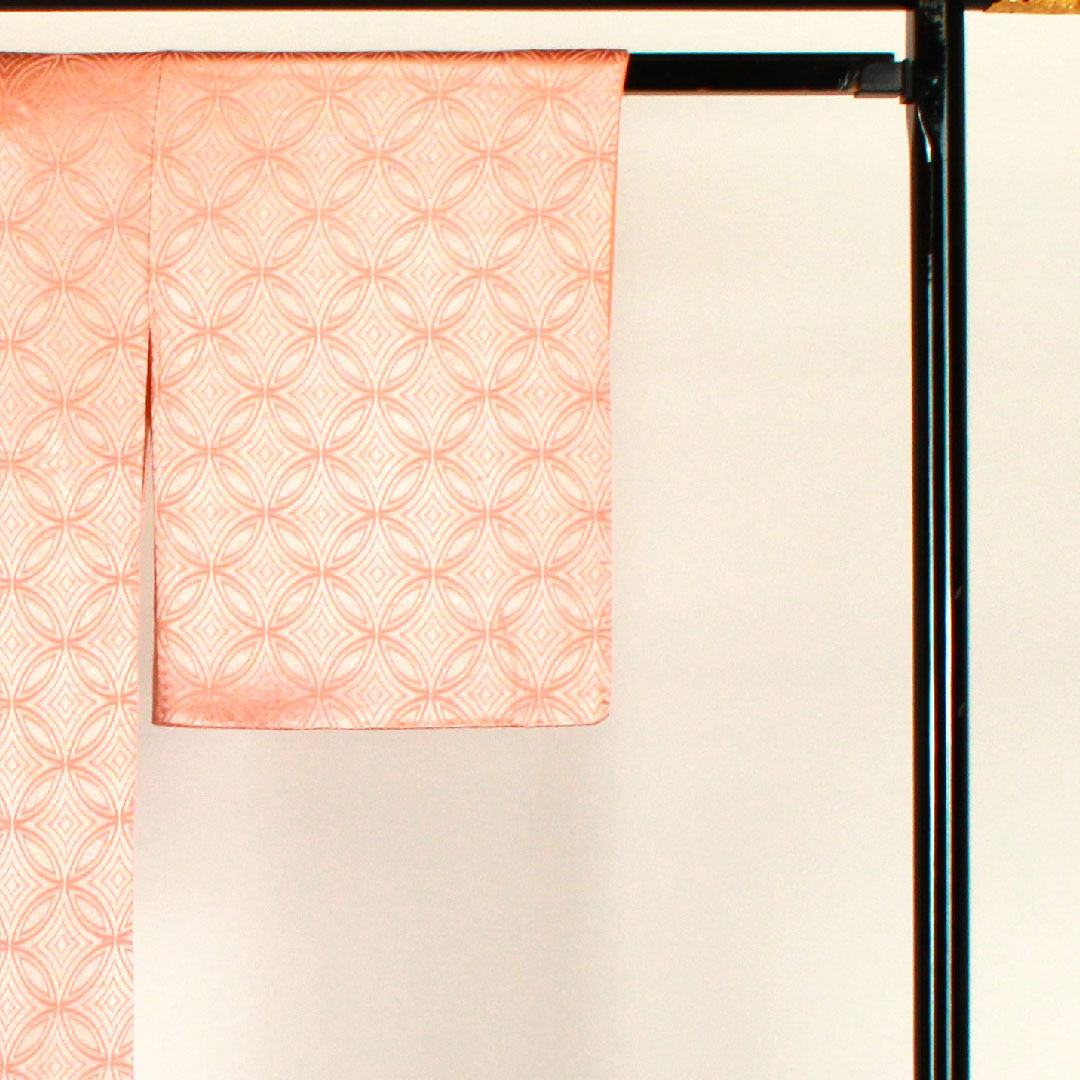 色無地 七宝模様 身丈156.5cm 裄丈63cm 袷  正絹 Sランク ピンク系 1114000332313