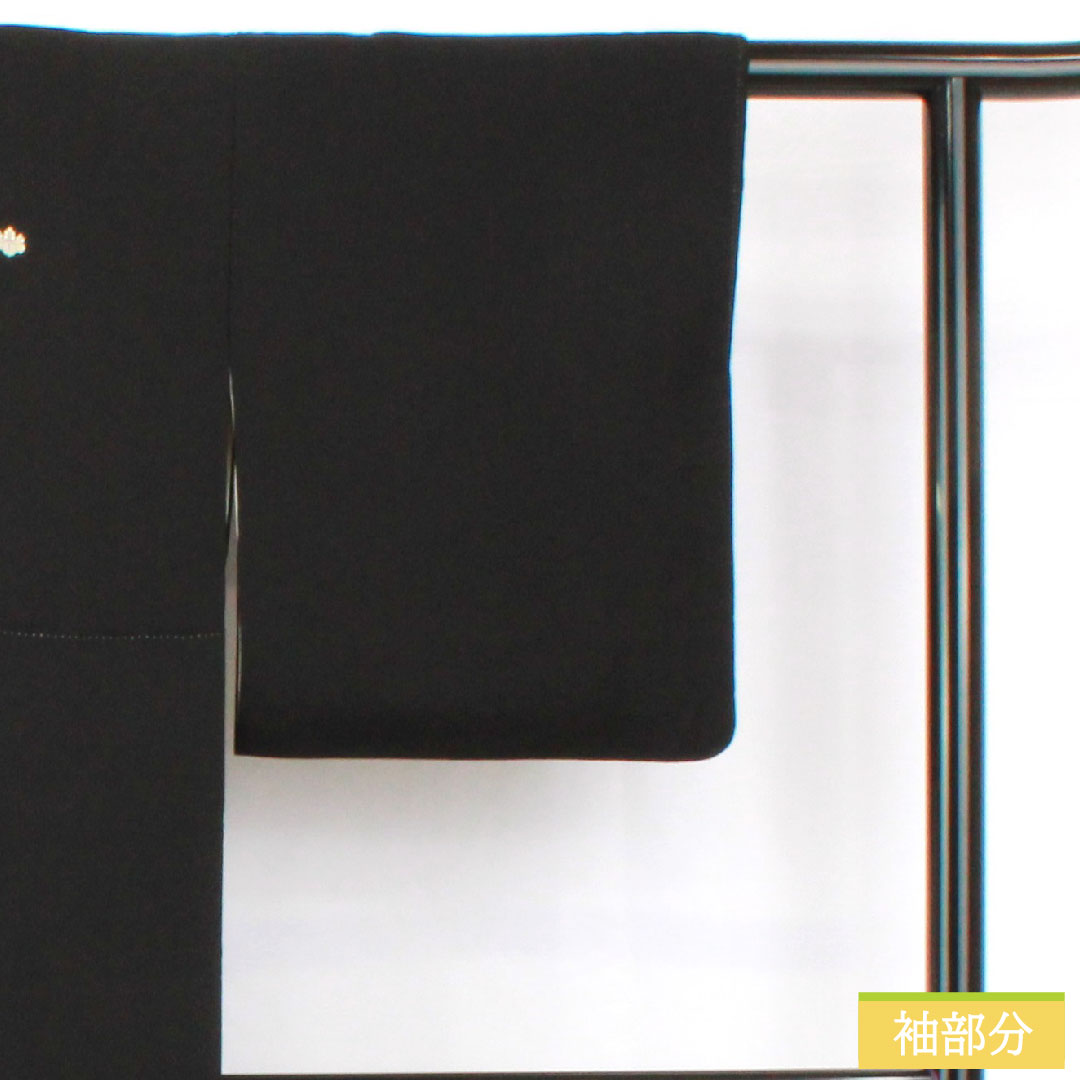 Black formal kimono, pure silk, length 150cm, sleeve length 64cm, lined, Kyoto yuzen, folding screen, flowing water, five crests, five-three paulownia, S rank, black, 1111001742110