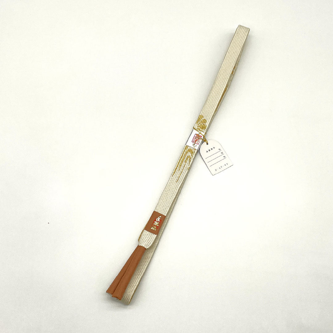 帯締　綾竹台遠州組　三枚重ね木の葉【白×燕脂】龍工房　切房 帯締め 綾竹三色立別撚房｜京都の着物和装小物 ゑり正