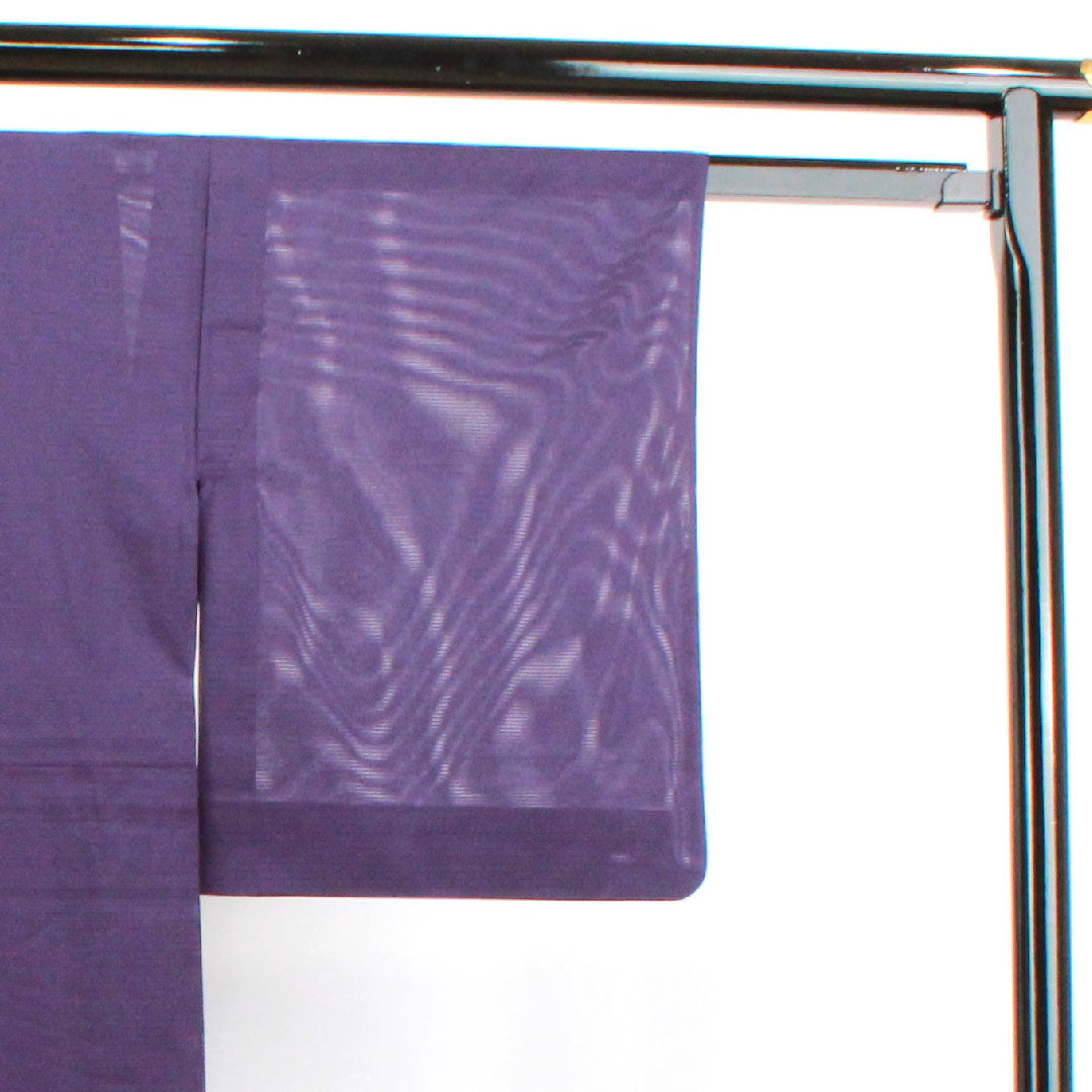 夏物 ポリエステル 色無地 身丈165cm 裄丈63cm 茄子紺色（なすこんいろ） 素無地 洗える着物 左三階松 絽 Sランク 紫系 1132001682520