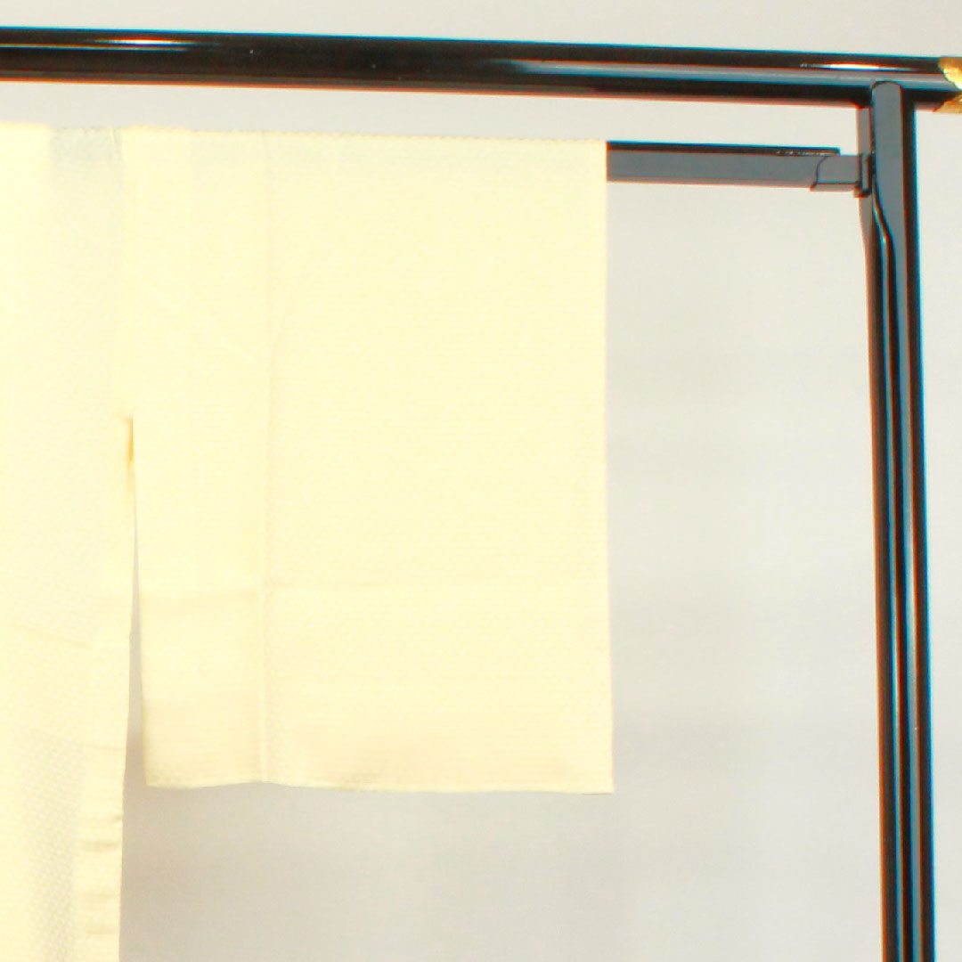 長襦袢 正絹 身丈132cm 裄丈71cm 単衣  フォーマル 鱗模様  Sランク クリーム系 1129000592315