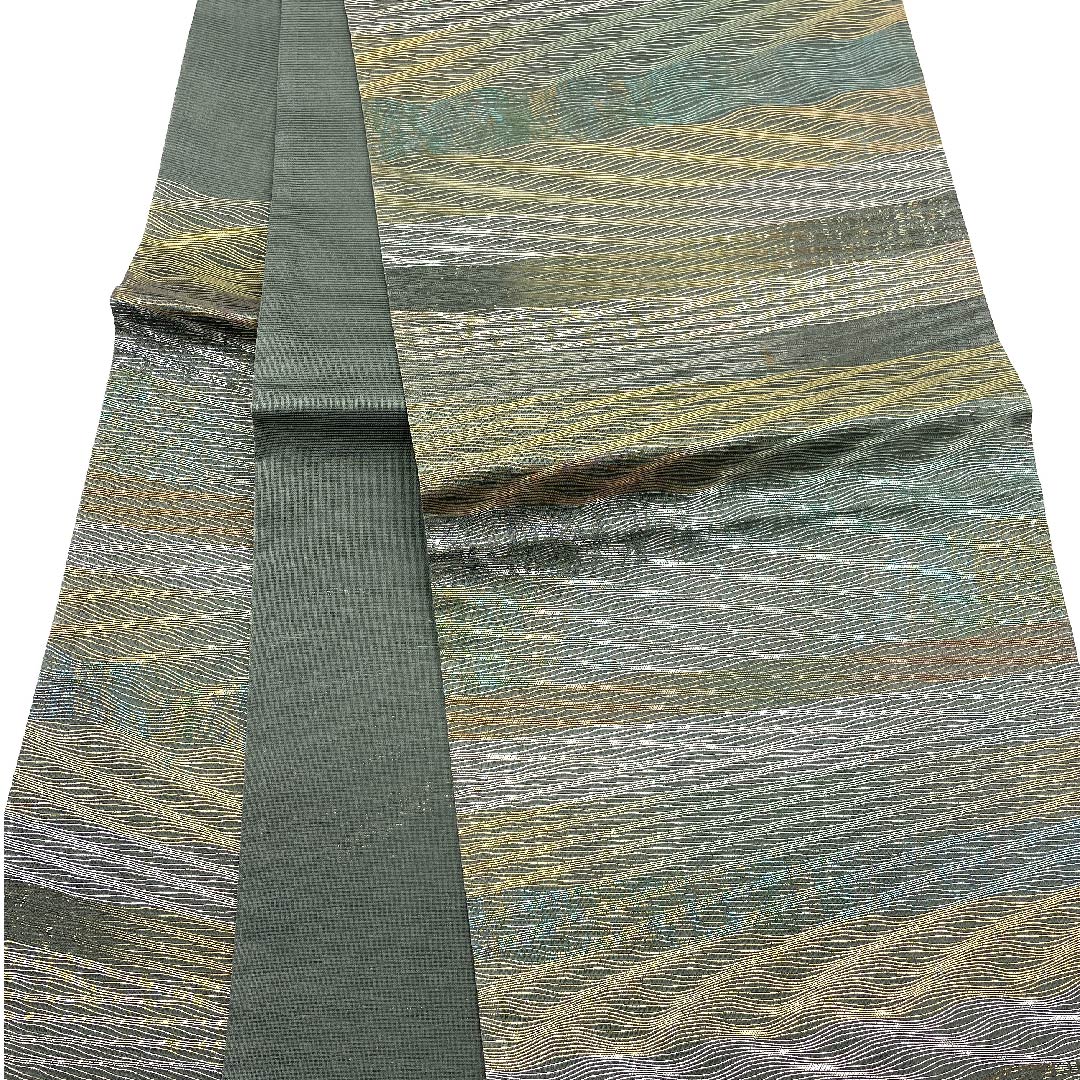 袋帯 湊煤竹色（みなとすすたけいろ） 夏帯 横段 抽象模様 帯丈428cm 正絹 Sランク 六通 セミフォーマル 緑系 1123007262319