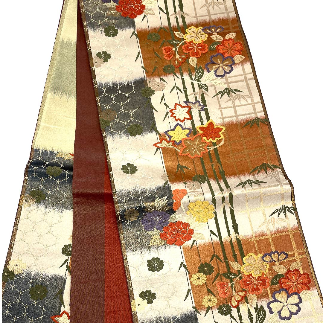 Fukuro Obi (sash) in off-white, with a checkered pattern of peonies, bamboo and cherry blossoms, obi length 426cm, pure silk, A rank, six-pass, semi-formal, gradation style, 1123007953399