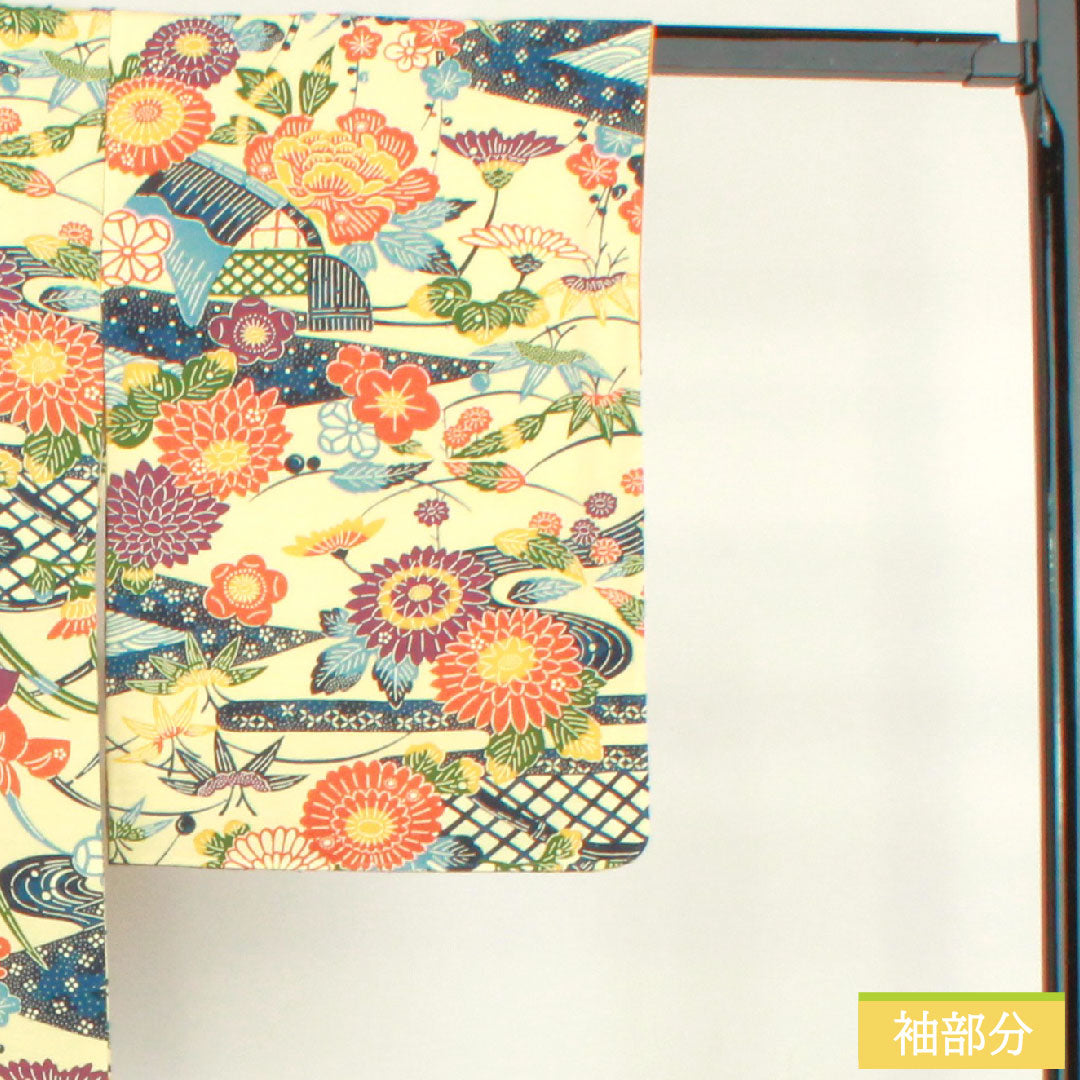 小紋 正絹 身丈155cm 裄丈62.5cm 袷 淡黄蘗色（うすきはだいろ） 京紅型 紬地 草花模様 Sランク クリーム系 1115004352315
