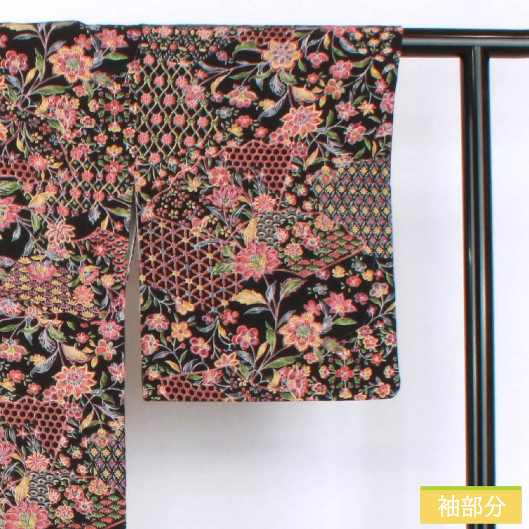 小紋 正絹 Sランク 身丈162cm 裄丈63.5cm 袷 総花 黒系 1115007172410