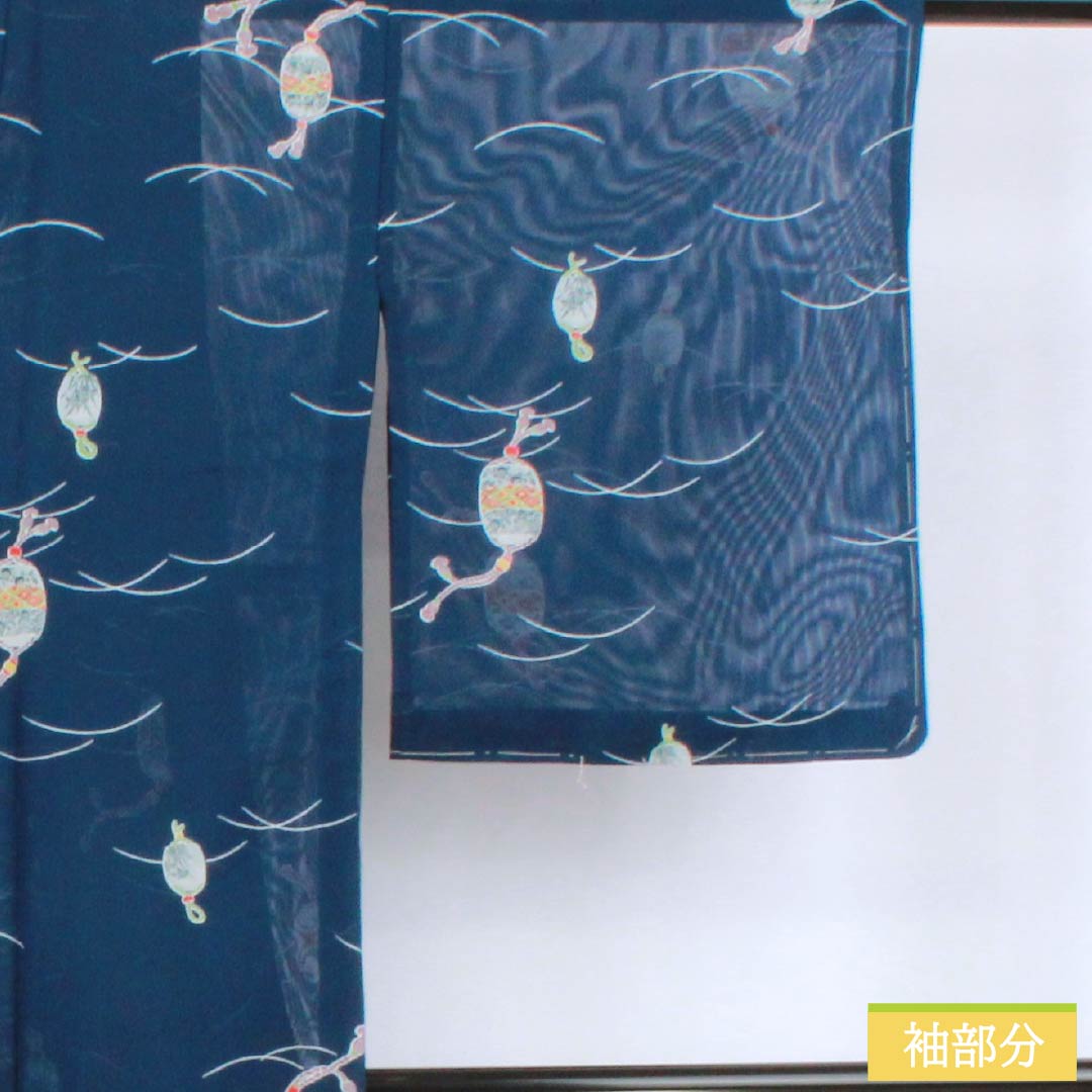 夏物 ポリエステル 小紋 身丈146cm 裄丈63cm 紺色（こんいろ） 手毬 洗える着物 絽 Sランク 紺系 1132002502118