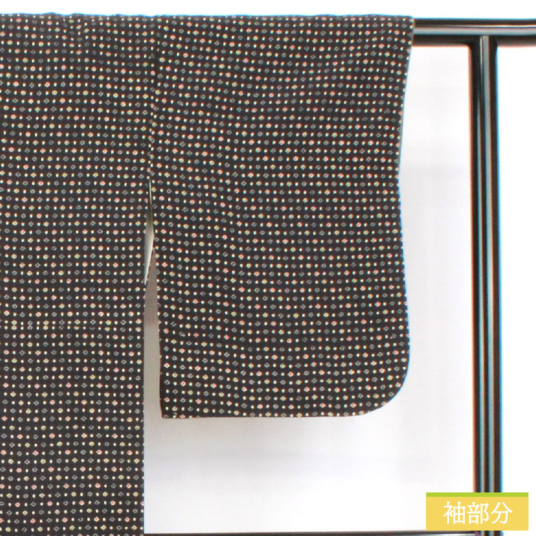 小紋 正絹 身丈156.5cm 裄丈64cm 袷 抽象模様 Aランク 黒系 1115004883310