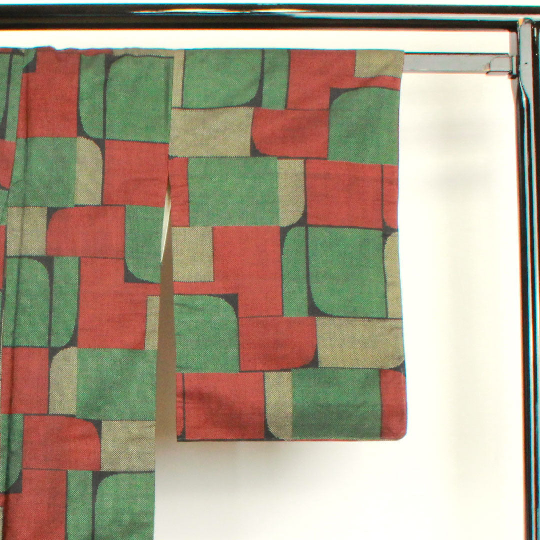 村山大島 身丈157cm 裄丈61.5cm 市松 正絹 Aランク 袷 黒系 1116001973310