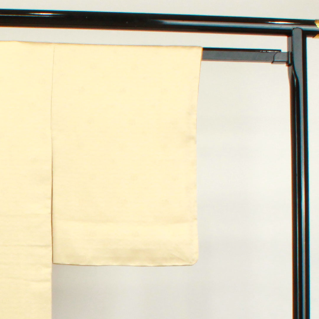 訪問着 正絹 袷 身丈160cm 裄丈64cm 薄卵色 相良刺繡 桜 しつけ糸付き 未使用品 Sランク クリーム系 1112003152415