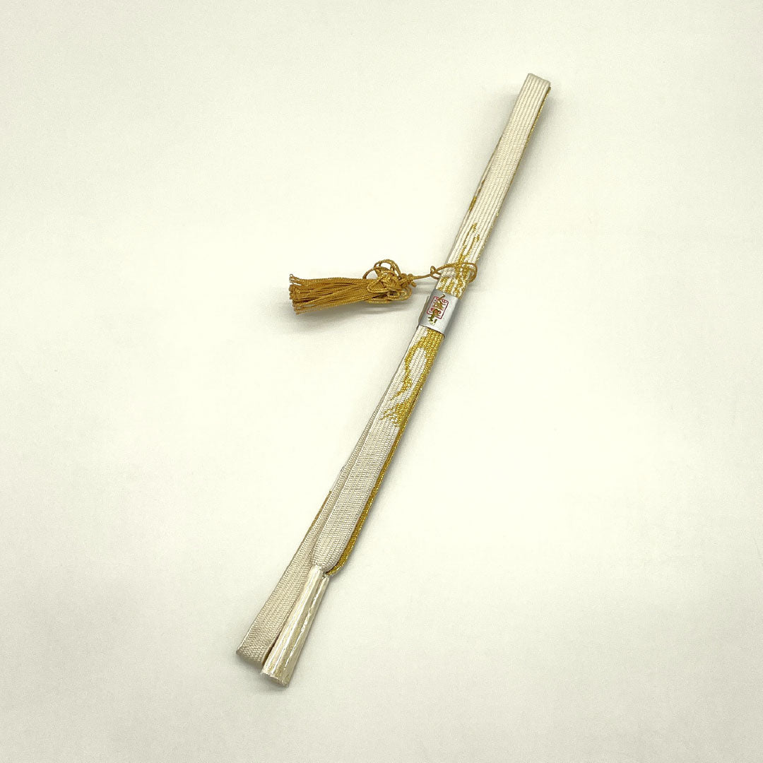 （新古品） 帯締め・帯揚げセット 正絹 NEWランク 乳白色（にゅうはくしょく） 留袖用 古典柄 桜 長さ約164cm 幅約1.6cm フォーマル 白系 1141000341311