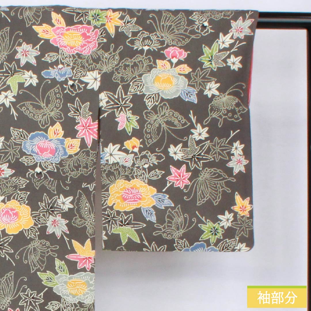 小紋 正絹 Sランク 身丈154cm 裄丈64cm 袷 薄黒色（うすぐろいろ） 京紅型 半衿付き 蝶 花 グレー系 1115007742222