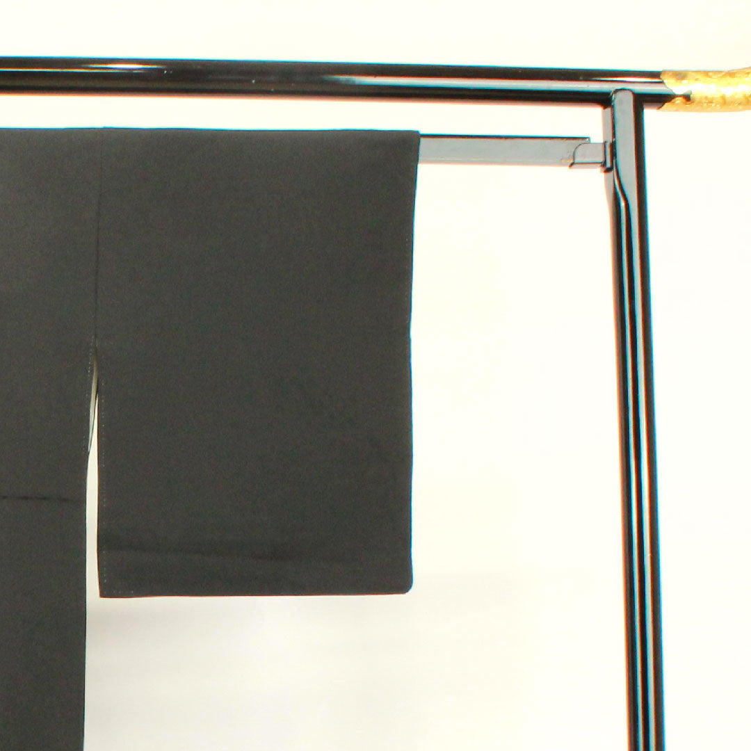 黒留袖 身丈156.5cm 裄丈61cm 袷 京友禅 松竹梅 木瓜 正絹 Sランク 五つ紋 黒系 1111000682310