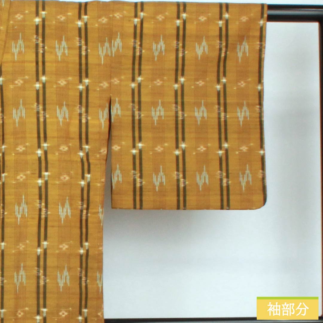 紬 正絹 Sランク 身丈154cm 裄丈62.5cm 黄茶色（きちゃいろ） 絣 単衣 茶系 1116004022214