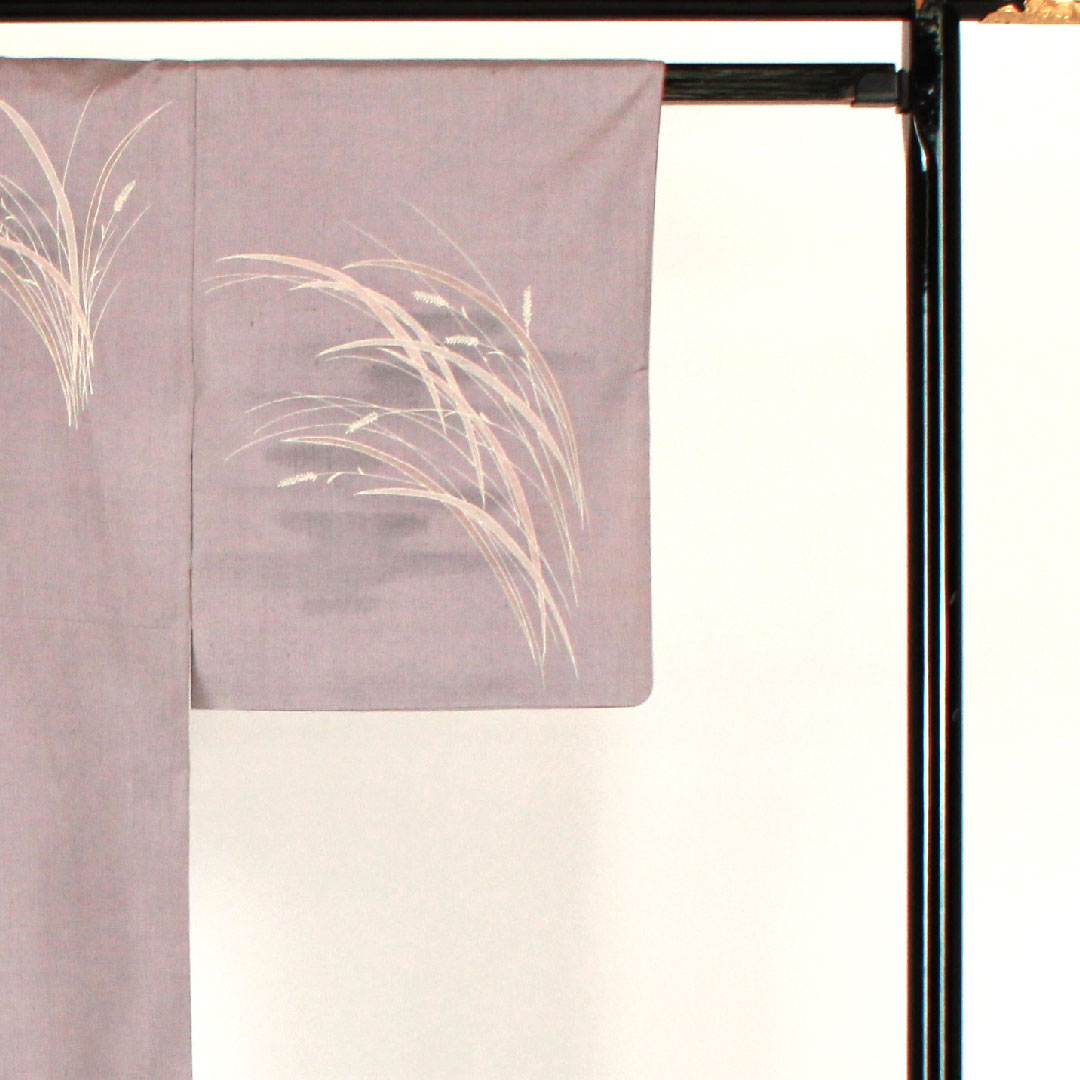 Homongi (formal kimono) Length 161cm Sleeve length 66cm Awning pattern Tsumugi fabric Pure silk S rank Purple 1112000762420