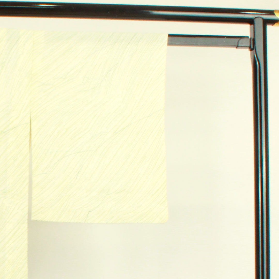 夏物 正絹 小紋 身丈158.5cm 裄丈62.5cm 乳白色（にゅうはくしょく） 抽象模様   絽 Aランク クリーム系 1132000753315