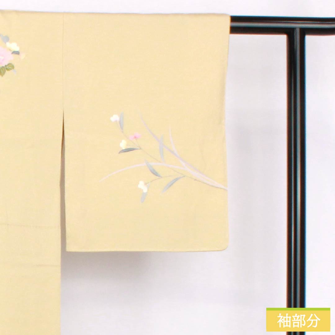 Visiting Kimono, Pure Silk, S Rank, Lined, Length 152.5cm, Sleeve Length 63cm, Light Egg-Colored, Kyoto Yuzen Pattern, Floral and Grass Design, Yellow, Product Number: 1112007182223
