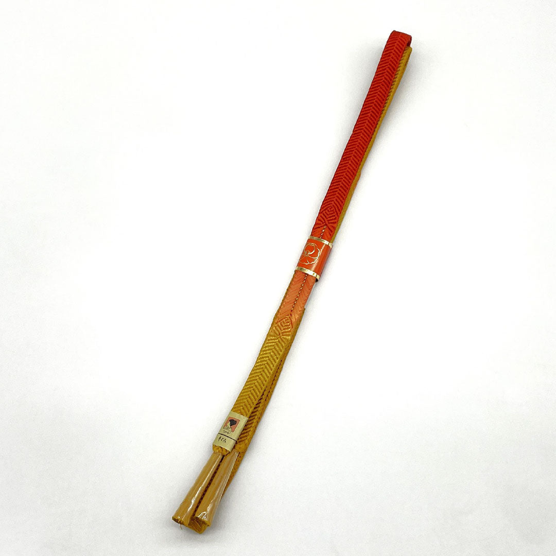 （新古品） 帯締め・帯揚げセット 正絹 NEWランク 黄金色（こがねいろ） 牛血紅色（ぎゅうけつこういろ） 古典柄 二色遣い 長さ約157cm 幅約1.5cm セミフォーマル 黄系 1141000521323