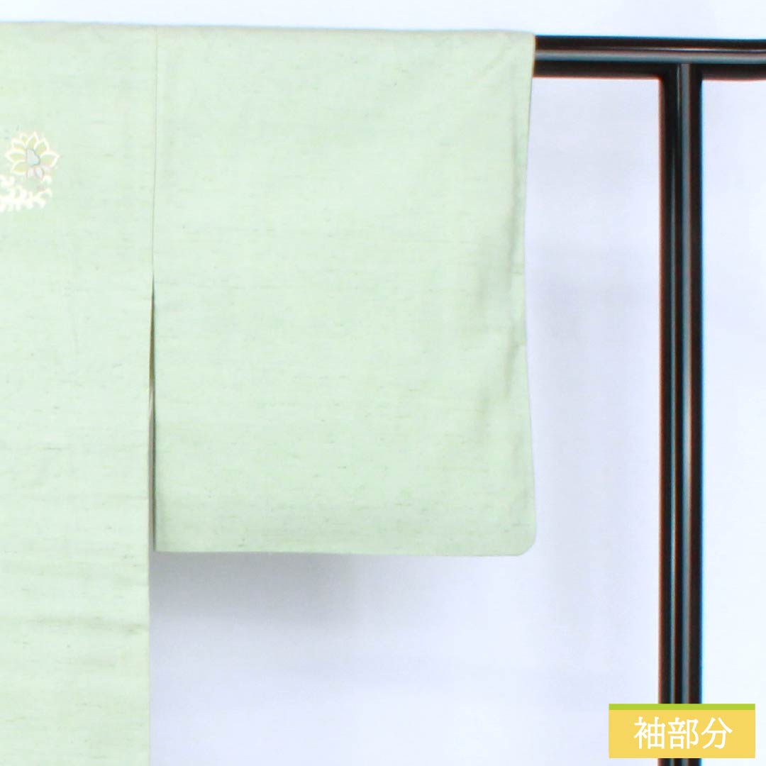 訪問着 正絹 Aランク 袷 身丈155cm 裄丈61cm 薄緑色（うすみどりいろ） 牛首紬 一つ紋 中陰蔦 草花 緑系 1112007533319