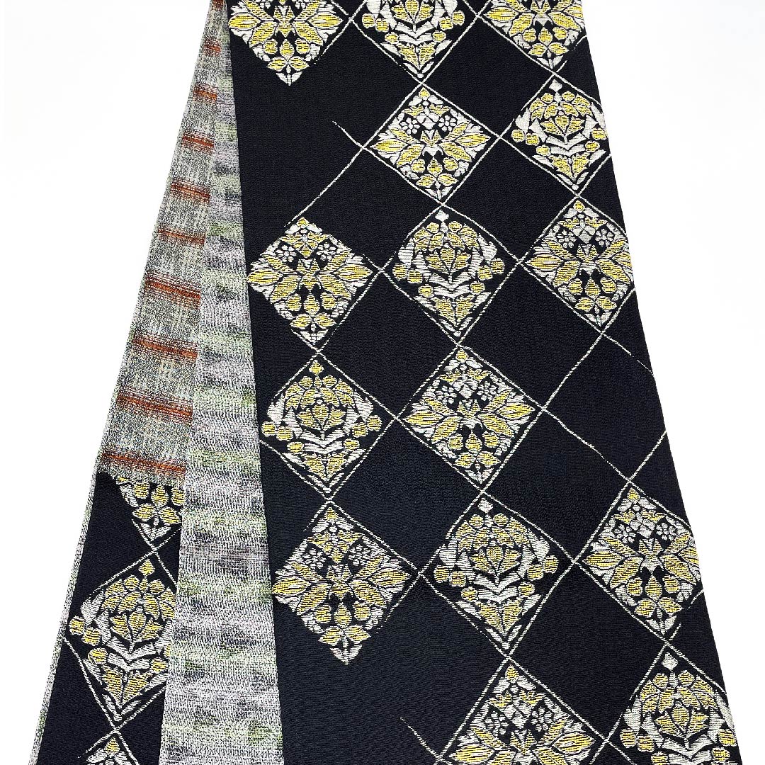 袋帯 黒色 菱 抽象花模様 帯丈447cm 正絹 Sランク 六通 カジュアル 黒系 1123009502310