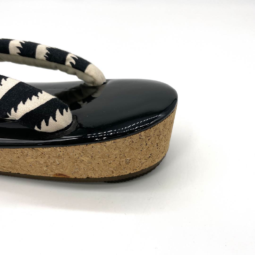 (Like New) Synthetic Leather Zori Sandals, Casual, Monotone Striped, Length 23.5cm, Size M, Black, Item Number 1122001361310
