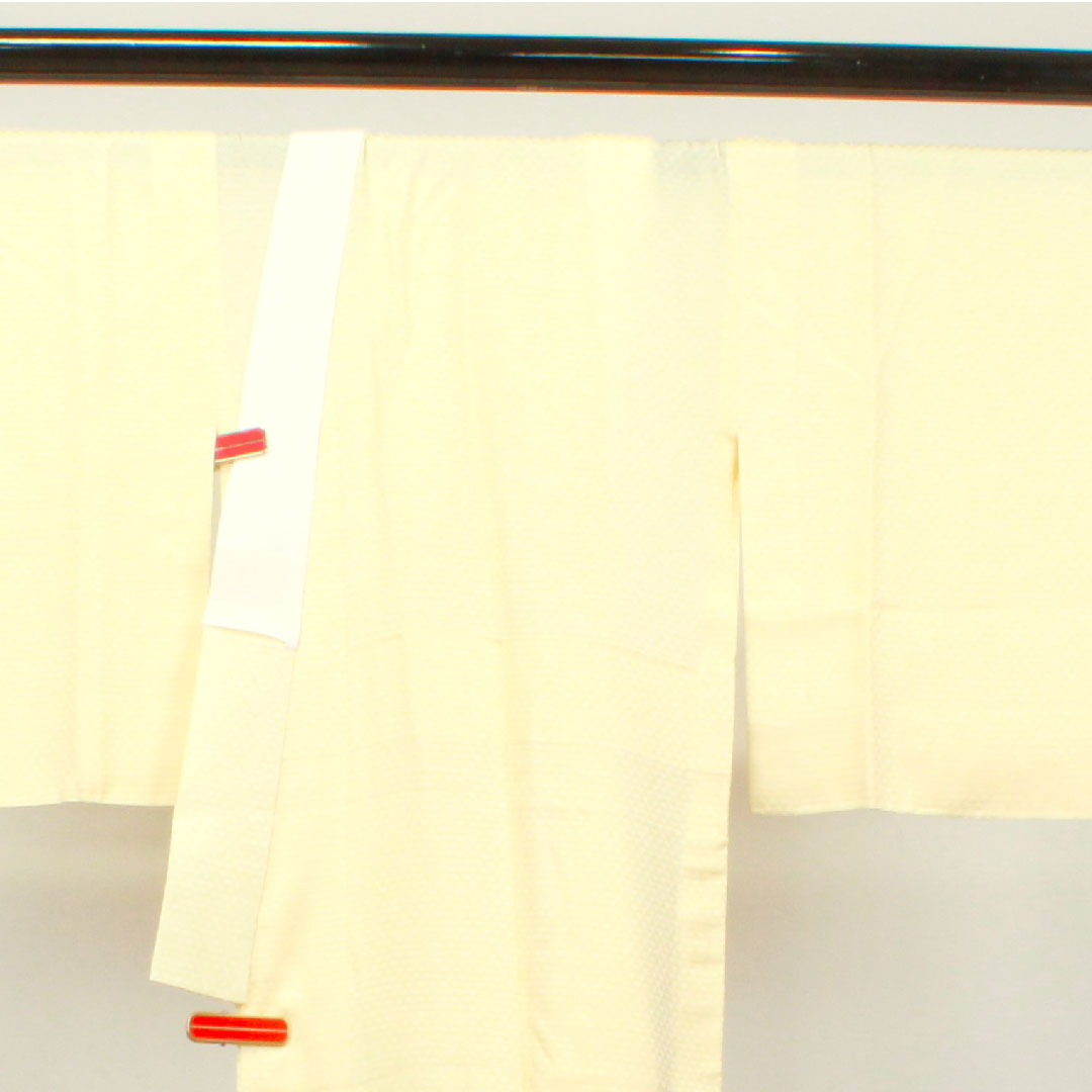 長襦袢 正絹 身丈132cm 裄丈71cm 単衣  フォーマル 鱗模様  Sランク クリーム系 1129000592315