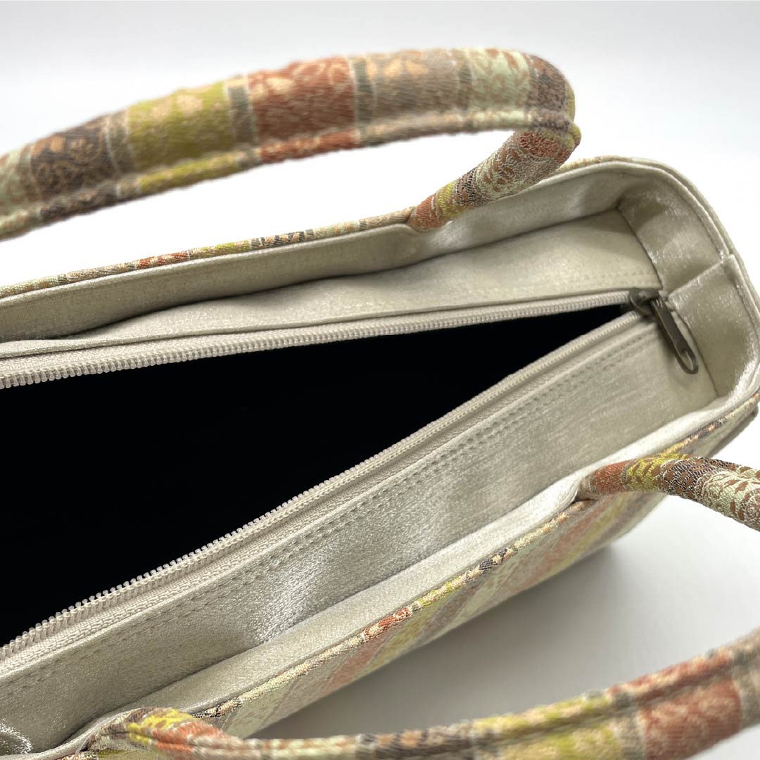 リサイクル着物】（新古品）和装バッグ セミフォーマル NEWランク 正倉