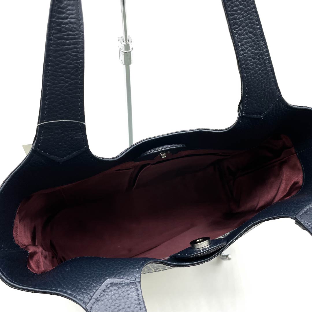 （新古品） 洋装バッグ オットセイ×リザード Aランク 新古品 オットセイ×リザード トートバッグ 青系 119700041317