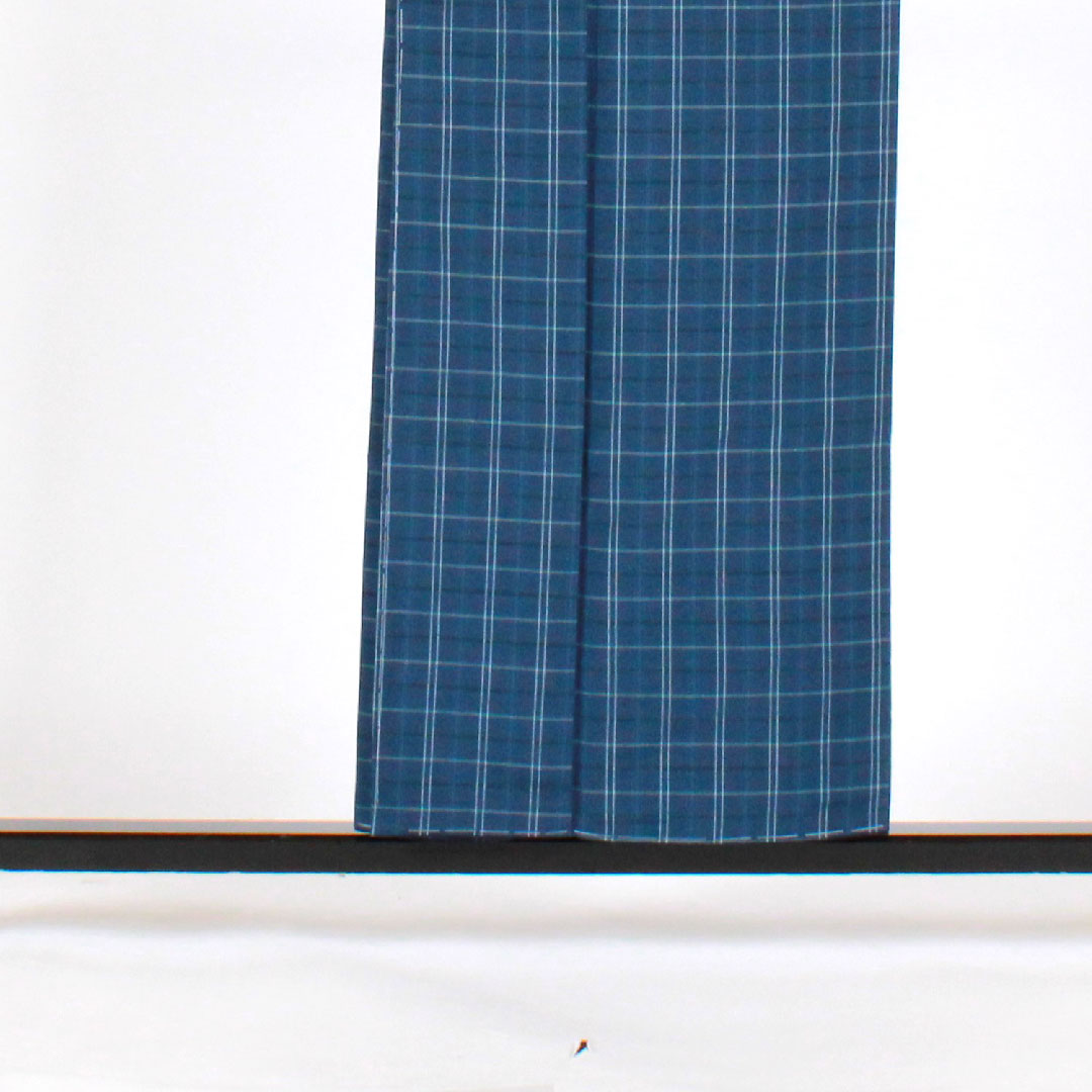 紬 身丈155cm 裄丈63.5cm 格子 正絹 Sランク 袷 紺系 1116001492318