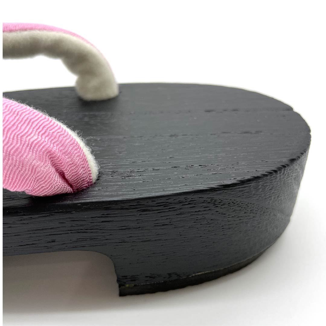 （新品未使用品）下駄 ちりめん 刺繍 花模様 XLサイズ 黒系 NEWランク 1122001111510